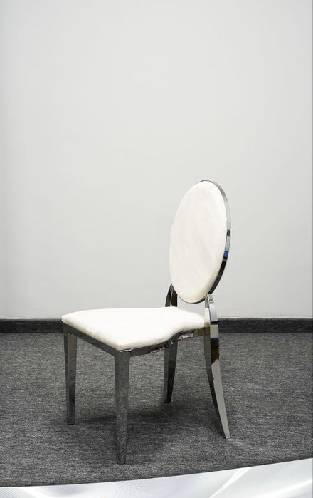 Стол метална с кром облицовка