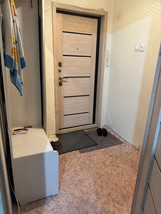 На подселение студент нужен