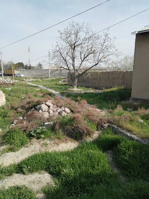 Продается участок (Ховли сотилади). Лучше предложение для инвестиций!