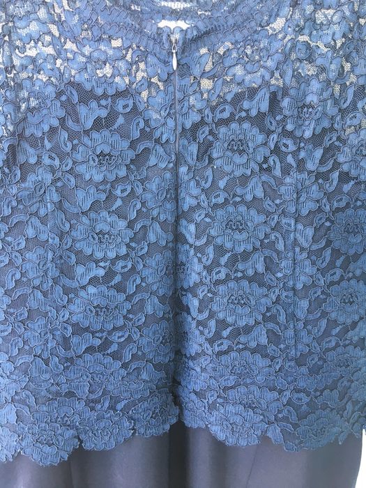 Дамска рокля