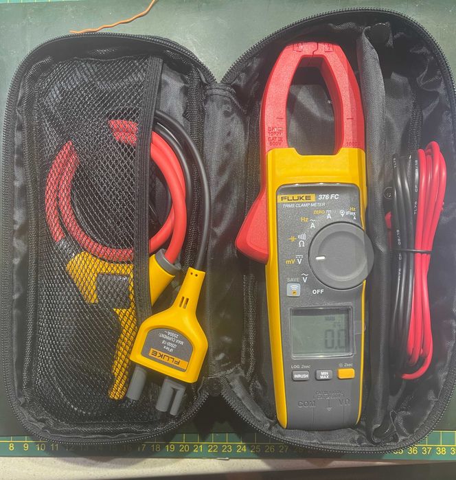 FLUKE 376 FC AC / DC Ампер клещи - Нови