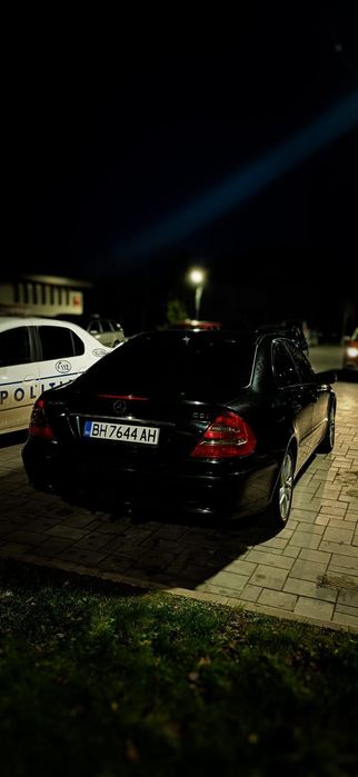 Vând Mercedes W211 2.2cdi