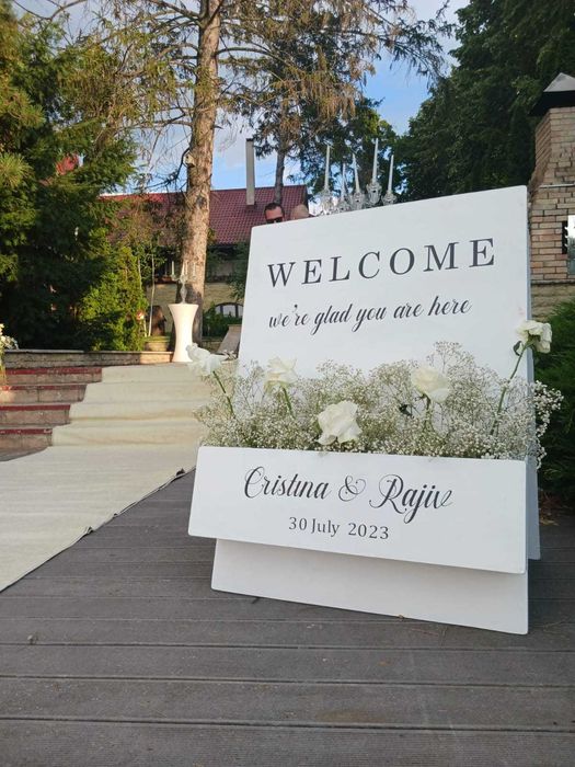 Flyer, carti vizita, meniu, cartoane preformatate