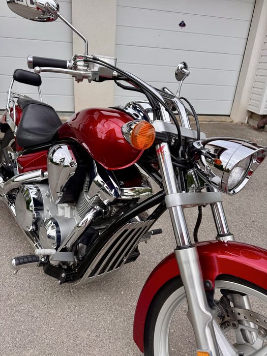 Продавам Honda VT1300 Sabre