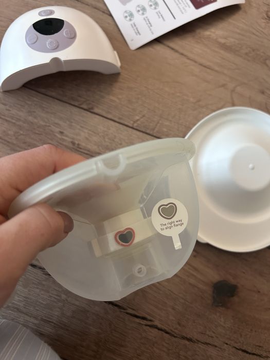 Momcozy M5 breast pump