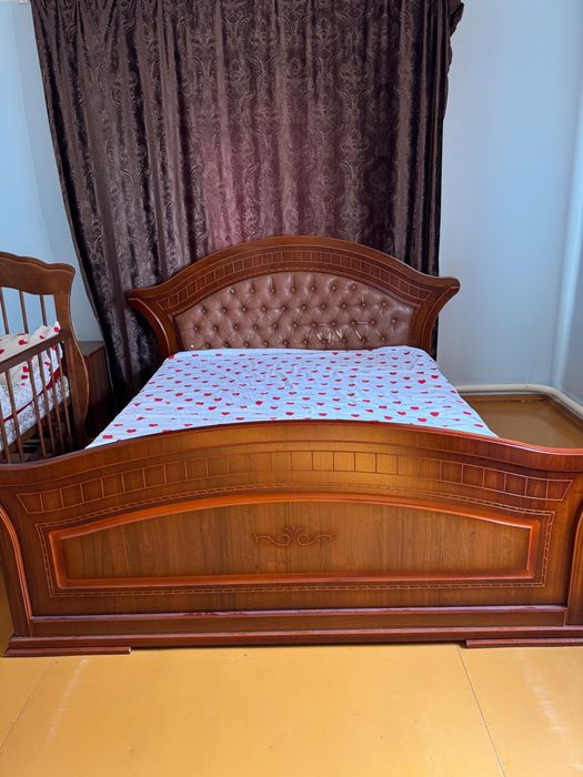 Спальный гарнитур