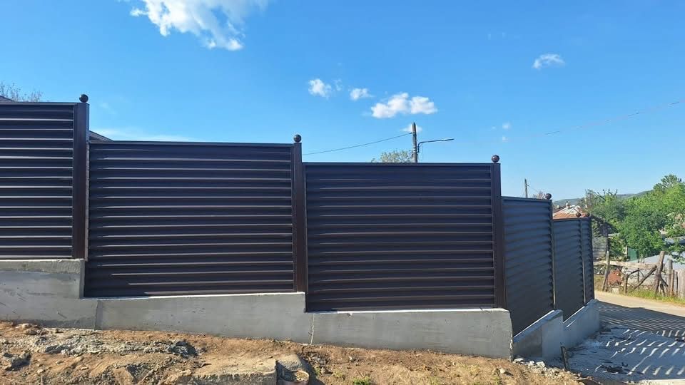 Construim garduri și porți exact după cerințele dumneavoastră
