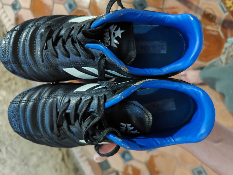 Продается детское сороконожка размер 34