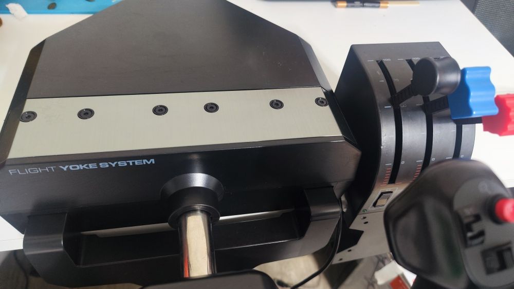 Logitech Yoke +throttle