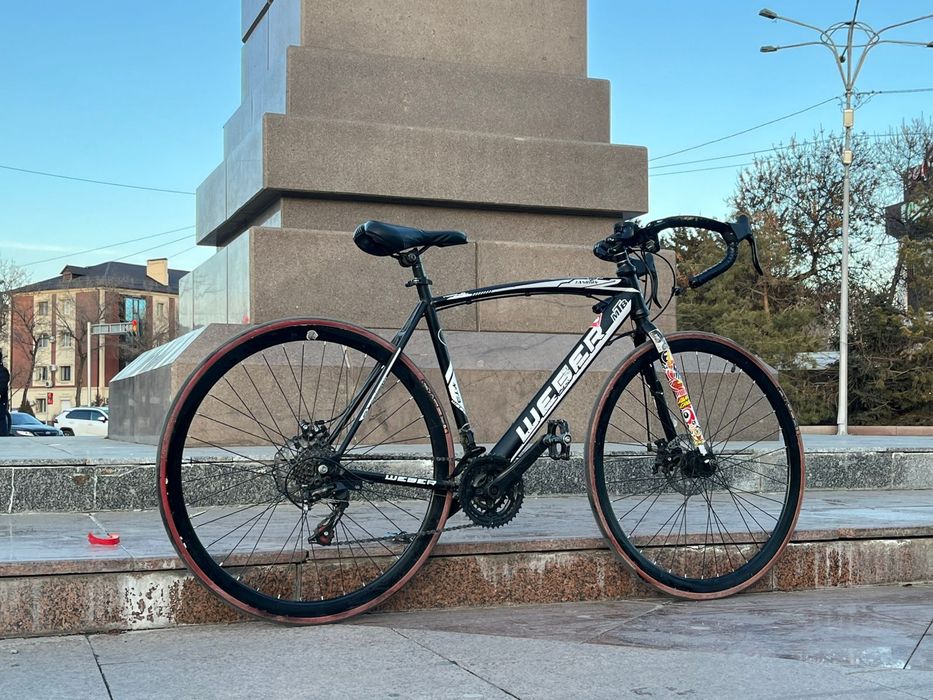 Продается велик шоссейник