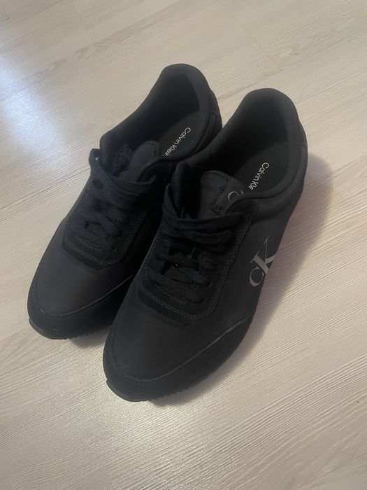 Adidasi Tommy si Calvin Klein