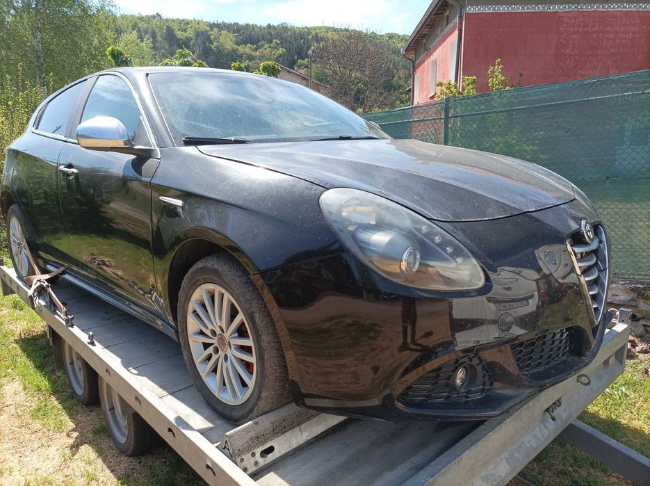 Alfa Romeo Giulietta на части