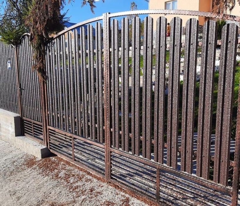 Meseriasi in constructii garduri de peste 10 ani, construim începând d