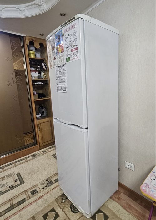 Продам холодильник в рабочем состоянии Б/У