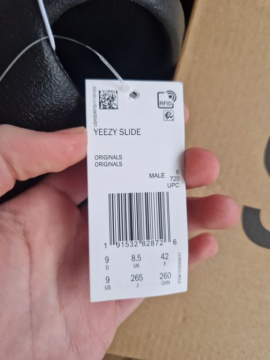 adidas yeezy slides