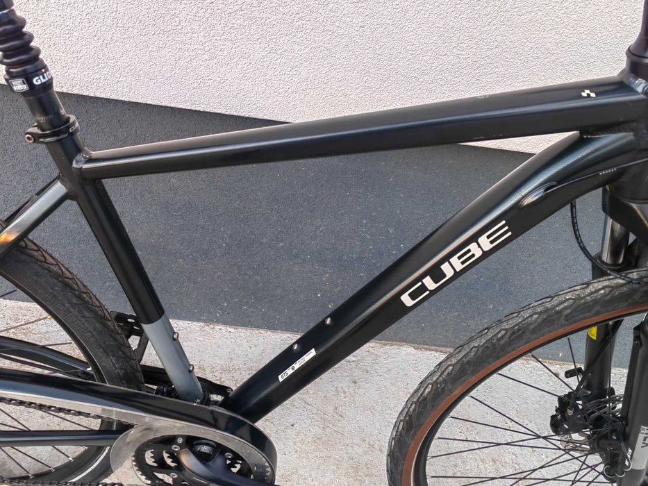 28" CUBE, M размер, градски алуминиев велосипед