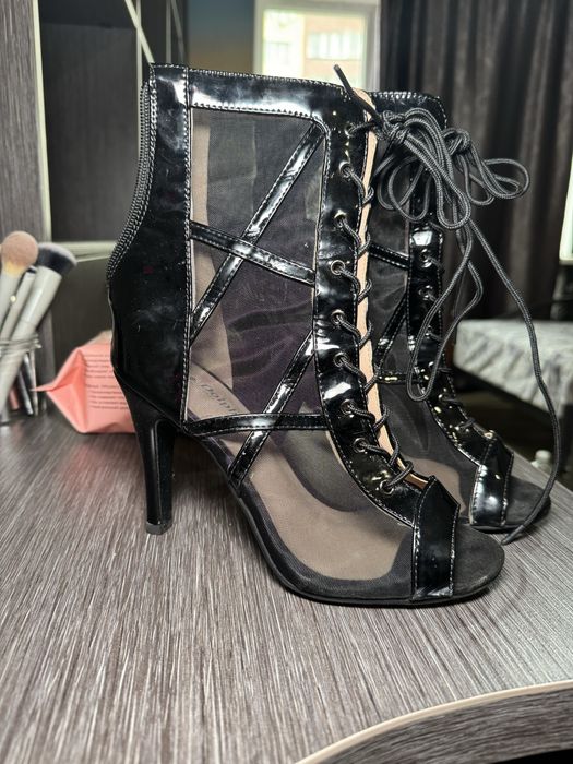 Туфли для хай хилс, Хайхалсы