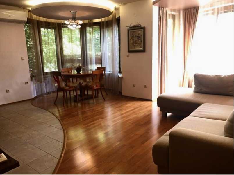 Дава се под наем Четиристаен апартамент в София, Овча купел - 143 кв.м за 597.21 € - Снимка #1