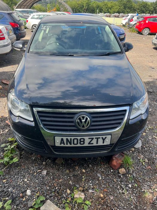 Dezmembrez Passat b6 2.0tdi cod CBAB cutie 6 trepte