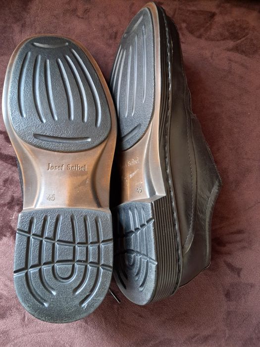 Vând pantofi de barbati Josef Seibel