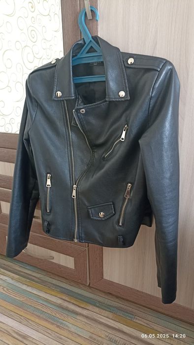 Женская верхняя  одежда