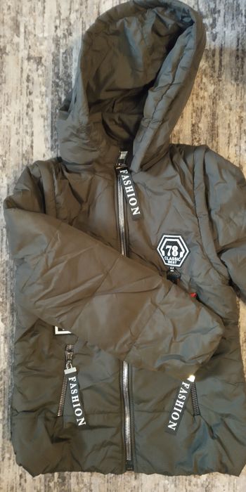 Куртка новая рост 134