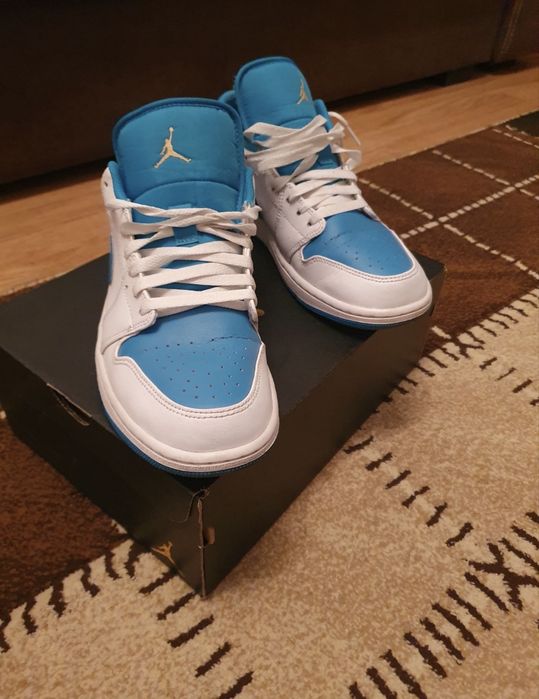 Addidasi jordan 1 low