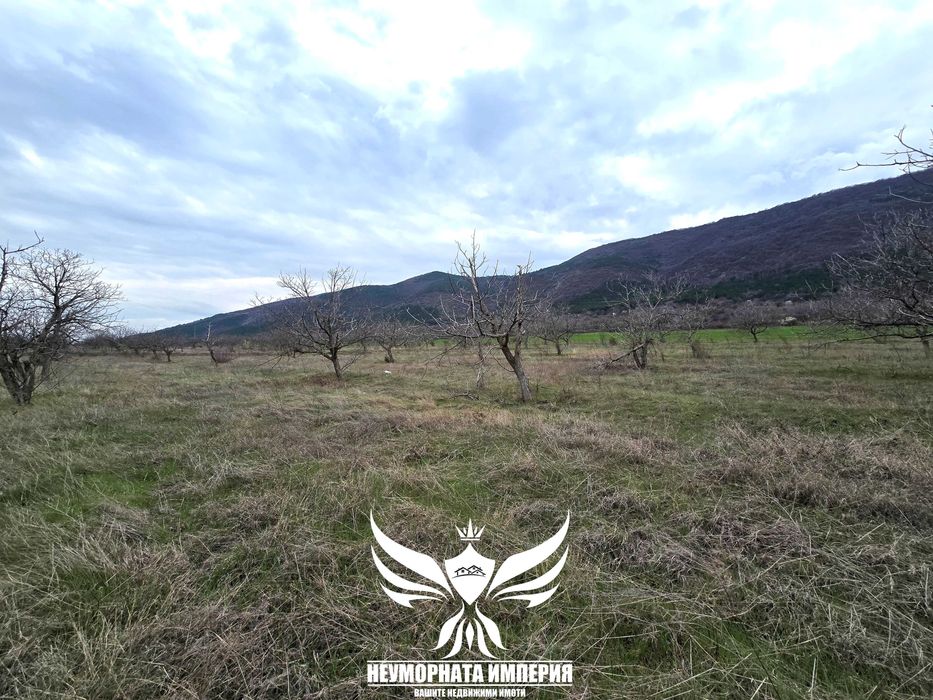 Продавам парцел/земя с площ от 1500кв.м. в гр.Асеновград м.Параколово преди село Мулдава