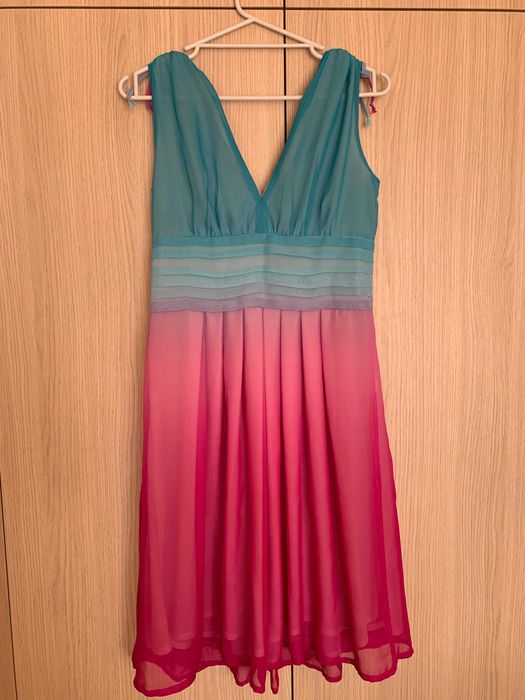 Коктейлна преливаща се рокля, синьо и цикламено