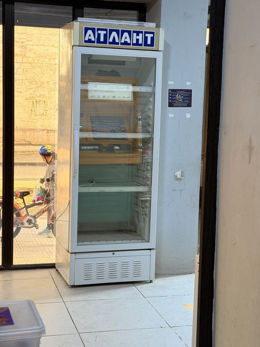 Витринный холодильник сатылады