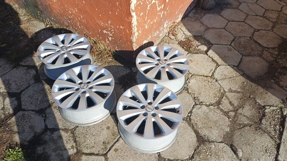 Лети джанти R17.