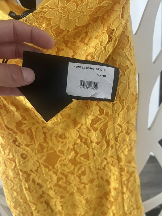 Чисто нова рокля Guess by Marciano size 40