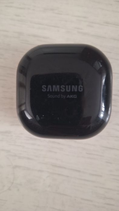 Беспроводные наушники samsung buds live