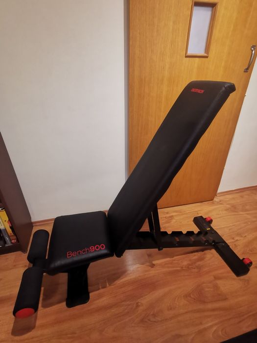Bancheta de fitness Bench 900, cu sapte grade de  inclinare si rezistenta 250 kg, aproape noua (foarte putin utilizata)