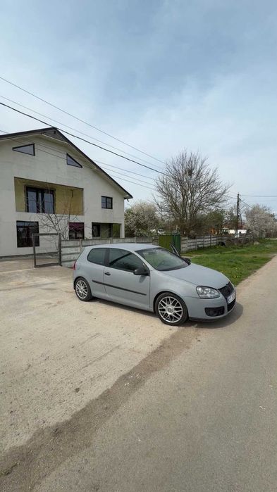 Volkswagen golf 5