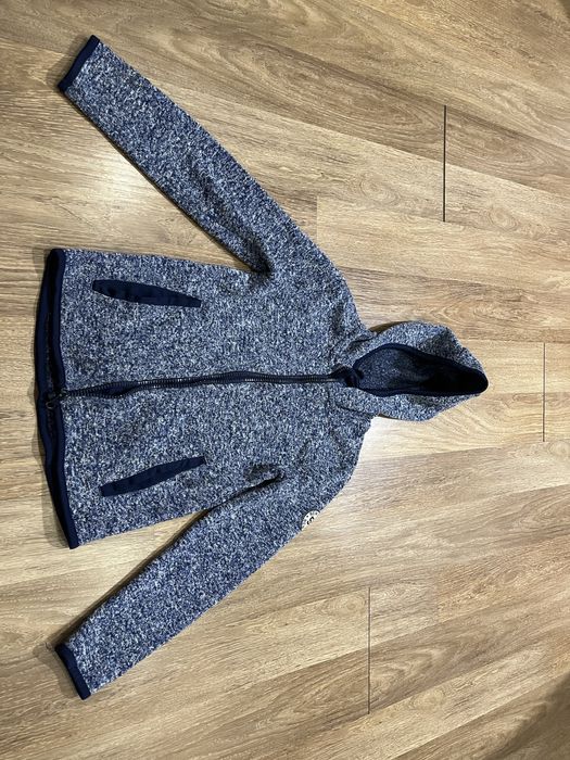 Осенняя вязанная курточка на мальчика 4-6 лет