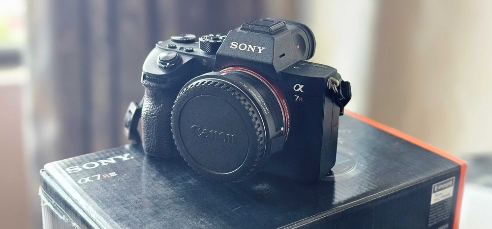 фотоапарат Sony A7R III