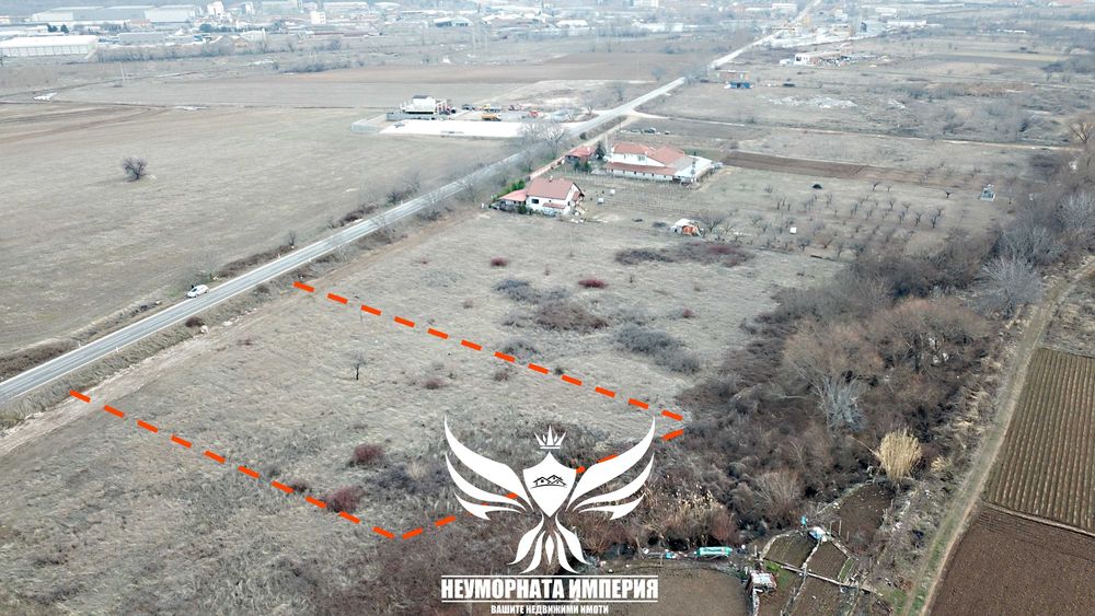Под наем земя, парцел, паркинг 3037кв.м. в Асеновград, първа линия