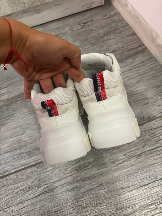 Спортни обувки Tommy Jeans