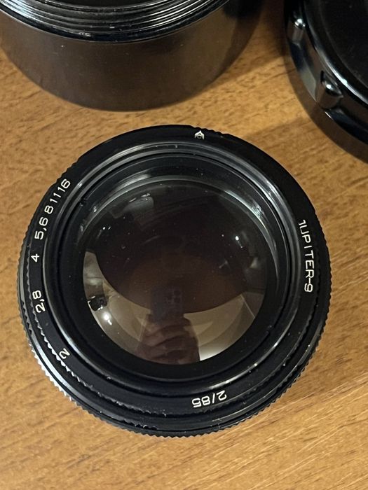 Объктив Юпитер 9