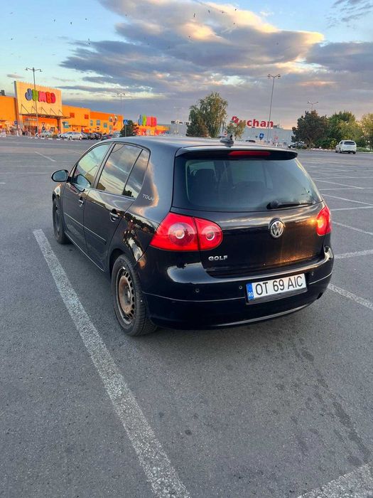 Volkswagen Golf 5 2007 – 1.4 Benzina