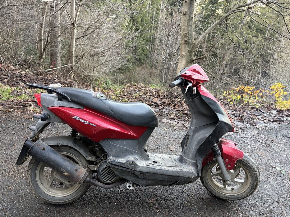 Vand scuter SYM 125 cc