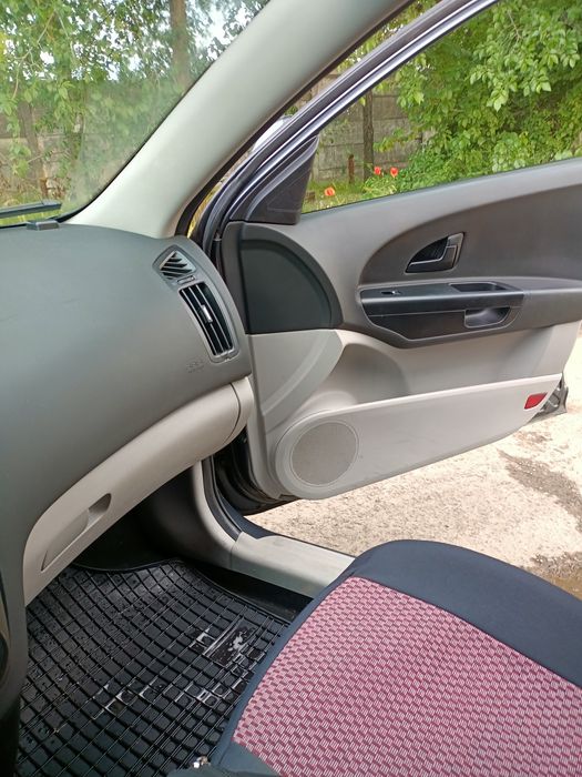 Vând auto KIA Ceed 1,6 diesel 2008