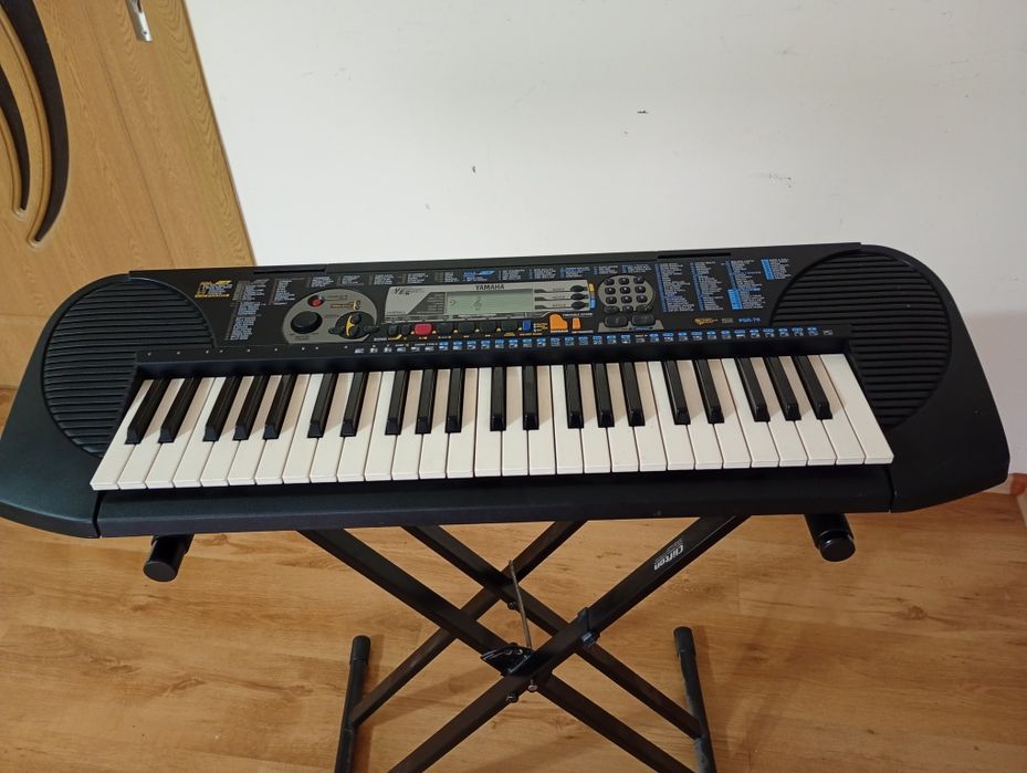 Yamaha PSR-79 pian digital polifonic orga