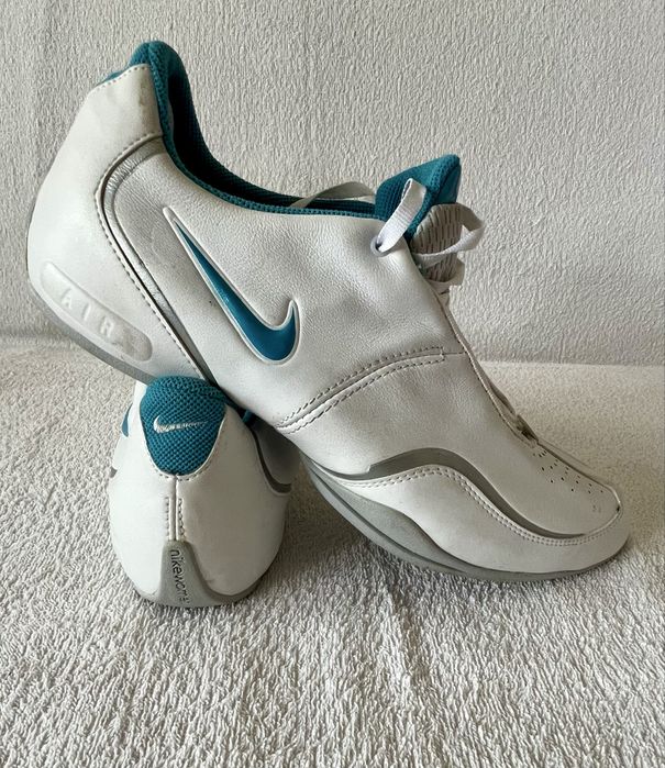 Adidasi Nike unisex 42.5