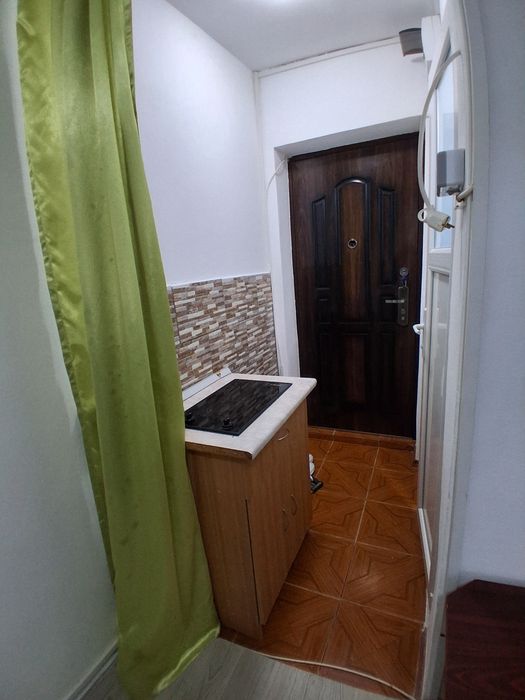 Proprietar inchiriez garsonieră cf.3