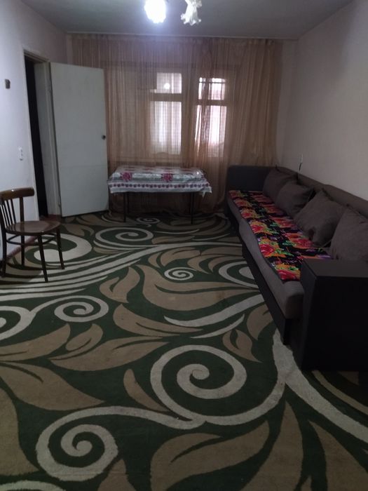 Задаётся 3х комнатная квартира