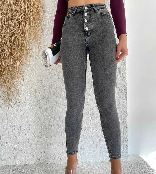 Вналичии джинсы на скидке джегисы Denim класс читайте описание