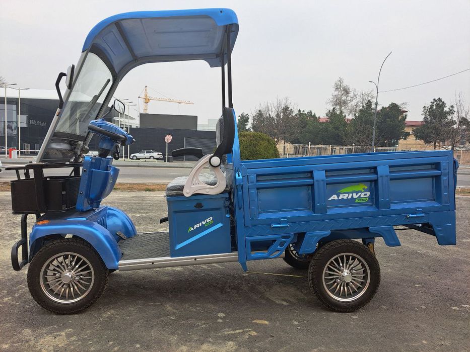 Продаю грузовой электроцикл четырех колесный  мощностью 1500 ват 500кг