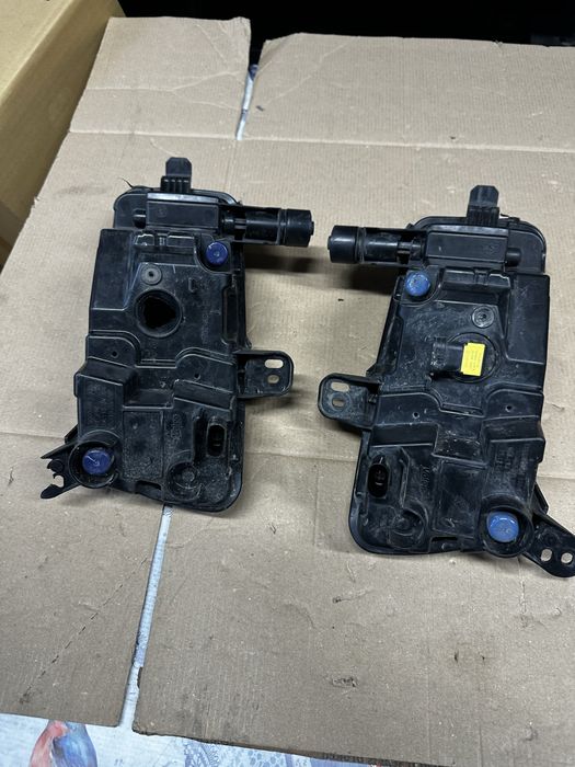 Proiectoare led stânga dreapta vw polo 2g.